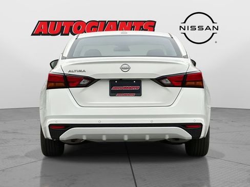 Used 2025 Nissan Altima 2.5 S image 4