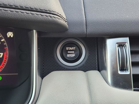 Certified 2022 Land Rover Range Rover Sport HSE Silver Edition image 19