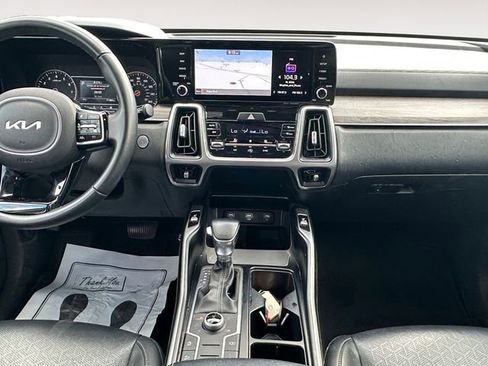 Used 2022 Kia Sorento S AWD/4WD image 11
