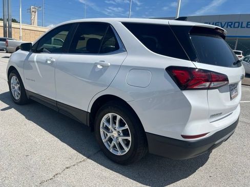 Used 2024 Chevrolet Equinox LT FWD image 4