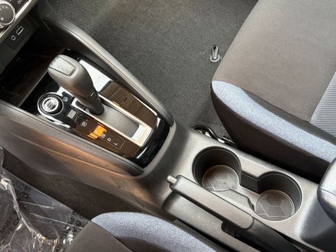 Used 2025 Nissan Versa SV image 37