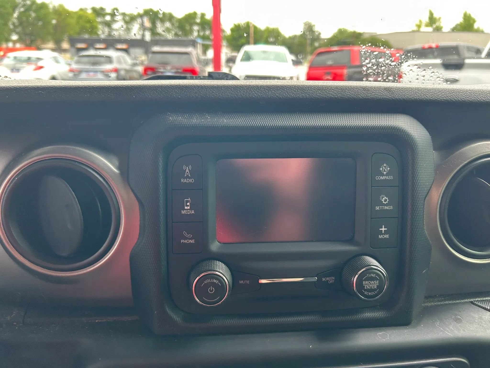 Used 2019 Jeep Wrangler Unlimited Sport AWD/4WD image 10