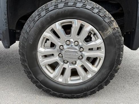 Used 2021 GMC Sierra 3500 Denali w/ Denali Ultimate Package AWD/4WD image 10