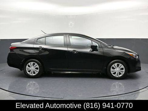 Used 2025 Nissan Versa S w/ Trunk Package image 25