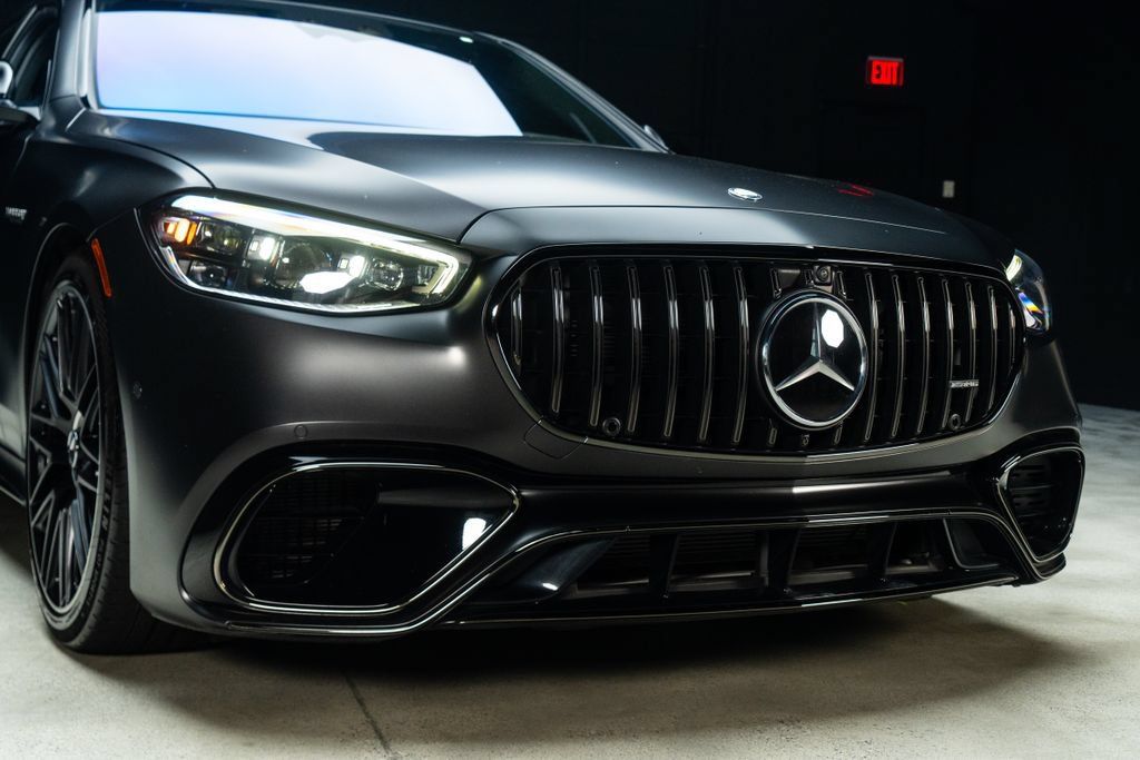 Used 2024 Mercedes-Benz S 63 AMG S image 9
