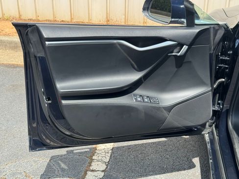 Used 2014 Tesla Model S 85 RWD image 37