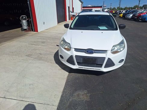 Used 2013 Ford Focus S FWD image 10