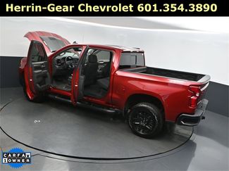 Used 2025 Chevrolet Silverado 1500 LT Trail Boss w/ Convenience Package II video 2