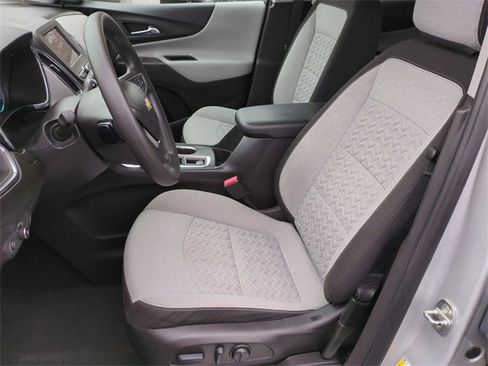 Certified 2022 Chevrolet Equinox LS w/ LS Convenience Package image 19
