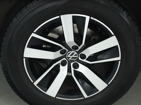 Used 2022 Volkswagen Atlas SE FWD image 12