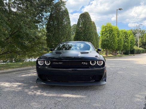 Used 2020 Dodge Challenger R/T Scat Pack RWD image 7