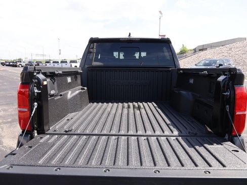 Used 2026 Toyota Tacoma Limited AWD/4WD image 7