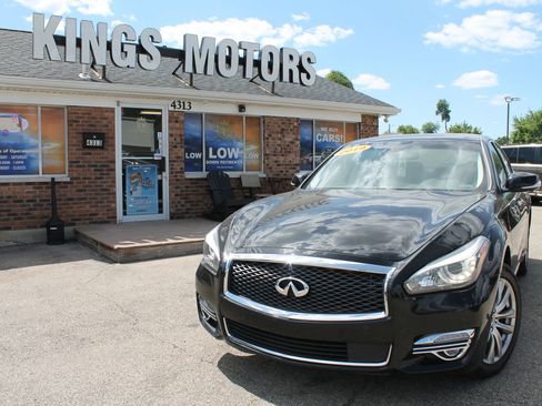 Used 2019 INFINITI Q70 Luxe w/ Proactive Package AWD/4WD image 1