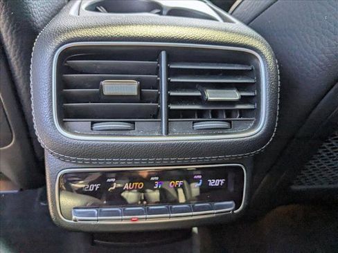 Used 2022 Mercedes-Benz GLS 450 4MATIC image 18