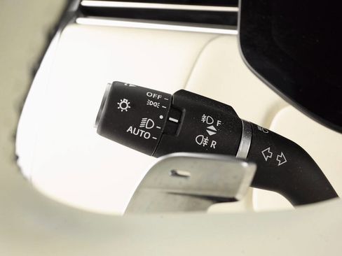 Used 2023 Land Rover Range Rover SE AWD/4WD image 25