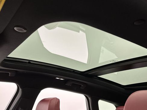 Used 2023 Lincoln Corsair Reserve w/ Equipment Group 202A image 22