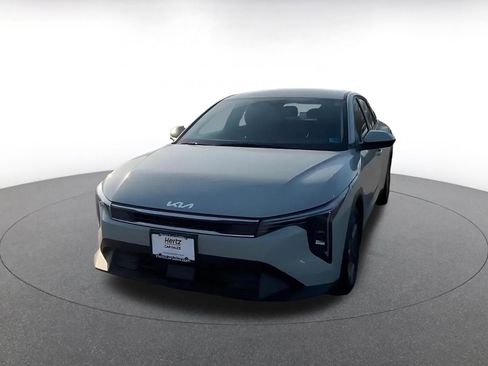 Used 2025 Kia K4 LXS image 4