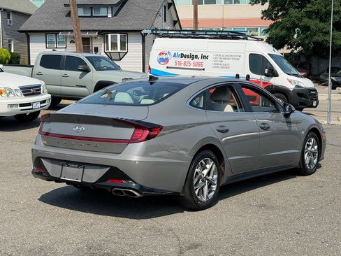Used 2023 Hyundai Sonata SEL FWD image 6