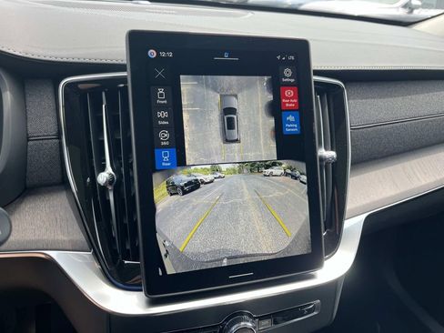 New 2026 Volvo XC90 T8 Ultra w/ Protection Package Premier AWD/4WD image 30