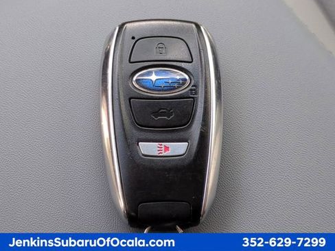 Used 2018 Subaru Outback 3.6R Limited image 1
