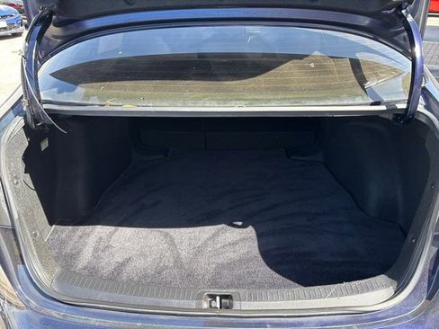 Used 2021 Toyota Corolla LE image 13