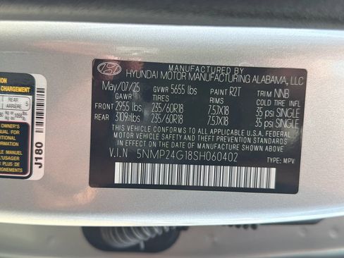 Used 2025 Hyundai Santa Fe SEL FWD image 27