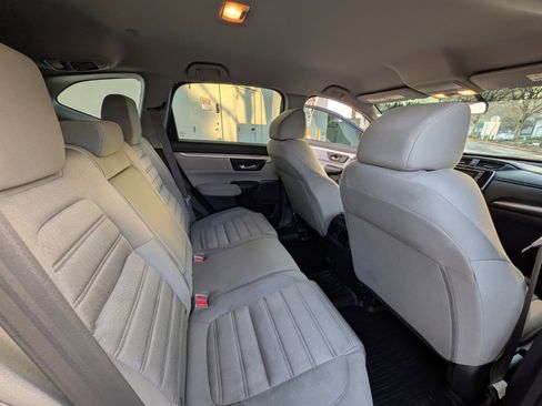 Used 2018 Honda CR-V LX image 10