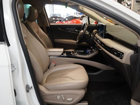 Used 2022 Lincoln Nautilus Reserve AWD/4WD image 28