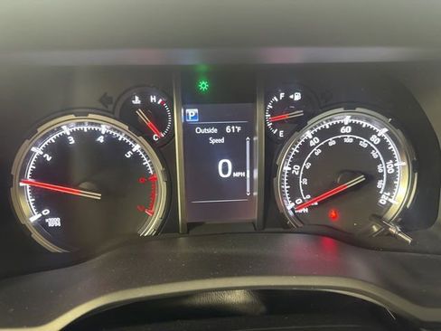 Used 2023 Toyota 4Runner TRD Off-Road Premium w/ Moonroof Package AWD/4WD image 18