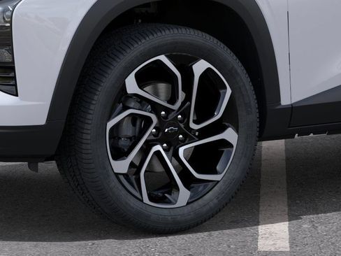 New 2026 Chevrolet Trax RS w/ Sunroof Package FWD image 9
