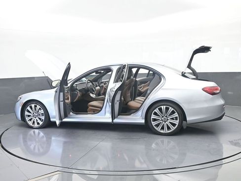 Used 2021 Mercedes-Benz E 450 4MATIC Sedan image 75
