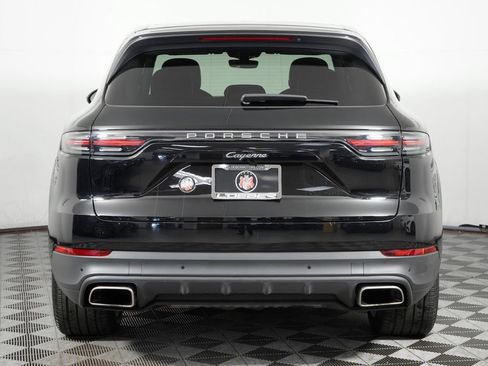Certified 2023 Porsche Cayenne AWD/4WD image 6