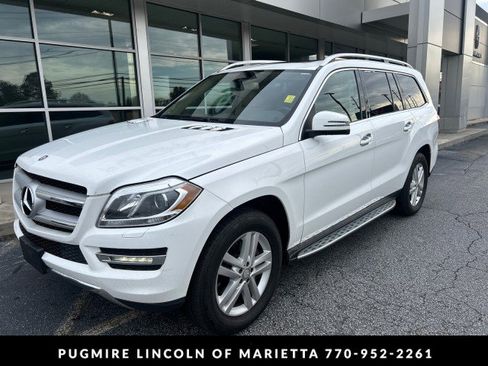 Used 2015 Mercedes-Benz GL 450 4MATIC image 2