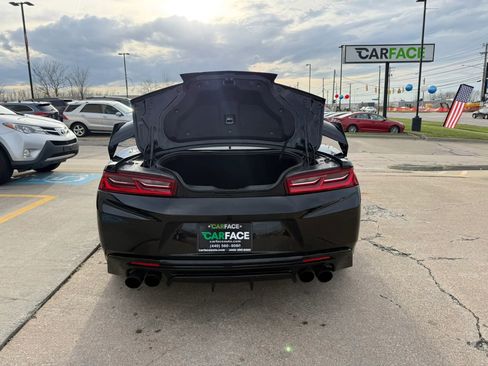 Used 2018 Chevrolet Camaro SS RWD image 12