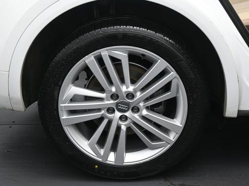 Used 2018 Audi Q5 2.0T Premium Plus AWD/4WD image 31