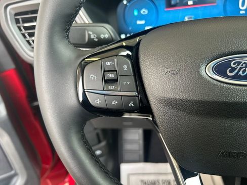 Used 2026 Ford Escape SE w/ PHEV Premium Package image 21