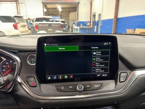Used 2025 Chevrolet Blazer LT AWD/4WD image 24
