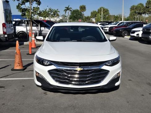 Used 2024 Chevrolet Malibu LT image 2