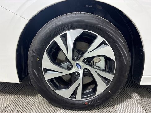 Used 2025 Subaru Legacy Premium image 5