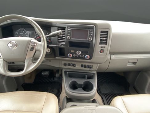 Used 2019 Nissan NV 3500 SL RWD image 11