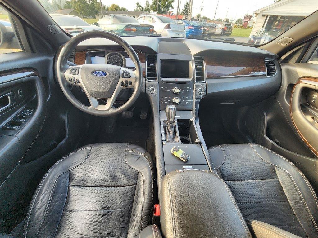 Used 2015 Ford Taurus Limited FWD image 13
