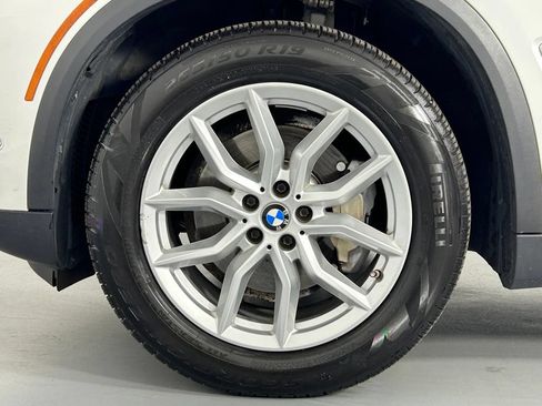 Used 2021 BMW X5 xDrive40i w/ Convenience Package AWD/4WD image 41