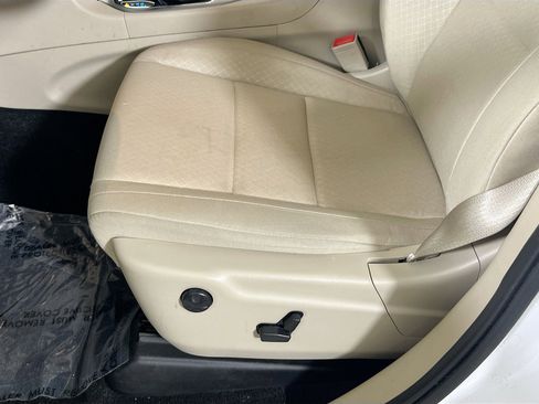 Used 2022 Jeep Grand Cherokee Laredo E image 19