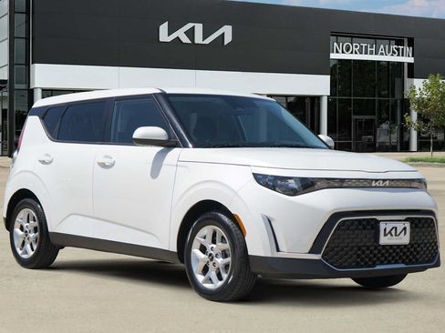 Certified 2024 Kia Soul LX w/ Option Group 015 FWD image 7