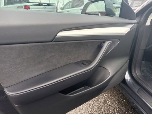 Used 2023 Tesla Model 3 Performance image 19