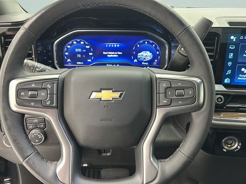 Used 2024 Chevrolet Silverado 1500 LT AWD/4WD image 16