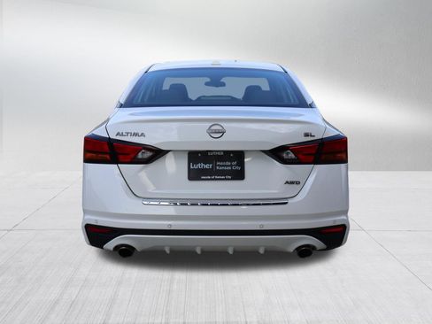 Used 2023 Nissan Altima 2.5 SL AWD/4WD image 5