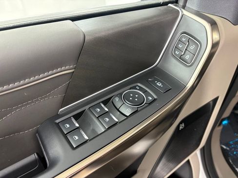 Certified 2026 Ford F350 Platinum w/ Platinum Plus Package image 14