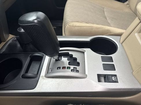 Used 2012 Toyota 4Runner SR5 w/ Convenience Pkg AWD/4WD image 17