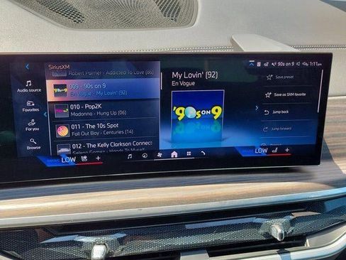 Used 2024 BMW X5 xDrive40i w/ Parking Assistance Package image 27